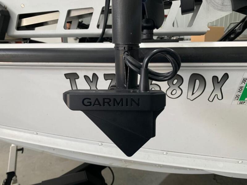 Garmin Livescope: Basic Transducer Positioning For The Port and Starboard  Sides (Forward Position) 